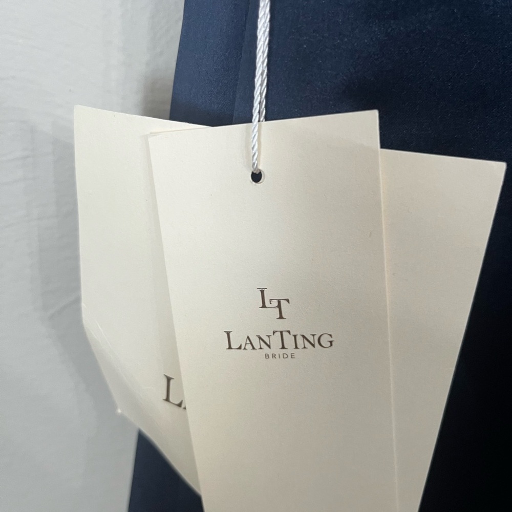 NWT Elegant Navy Blue Evening Dress S 16-18 - Picture 9 of 11